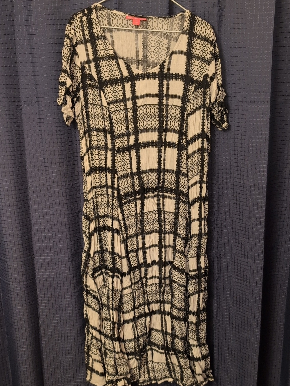 Like New Black and White Plaid Maxi Crinkle Dress 14/16